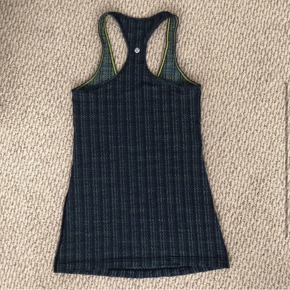 Lulu lemon athletic tank top - Picture 2 of 3